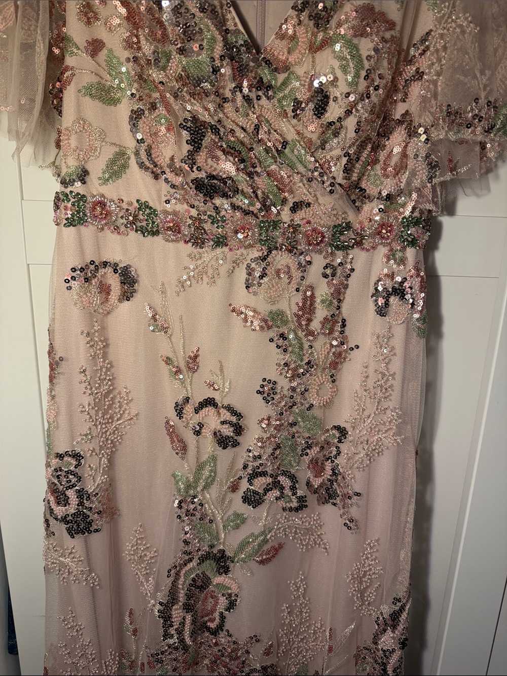Elegant Mac Duggal Blush Floral Sequin V-Neck Evening Gown - Picture 3 of 4